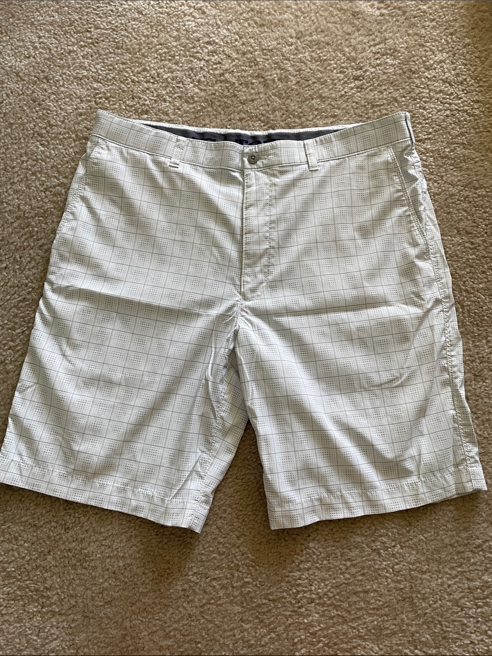 PGA Tour White Patterned Golf Shorts
